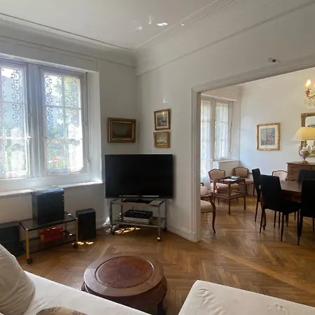 - Proche Des Plages De La Célèbre Croisette Cannes